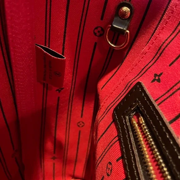 Louis Vuitton Neverfull Damier Ebene MM - Picture 13 of 16